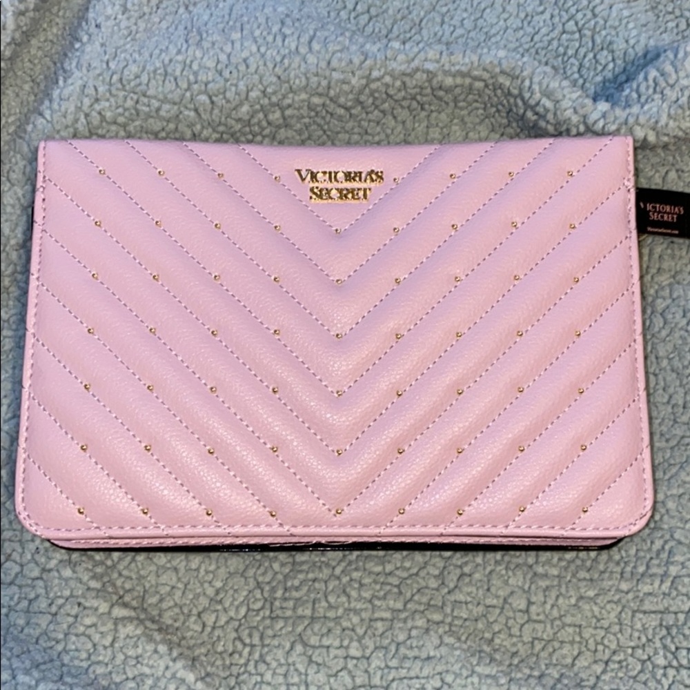 Gorgeous Victoria Secret Lavender purse NWT